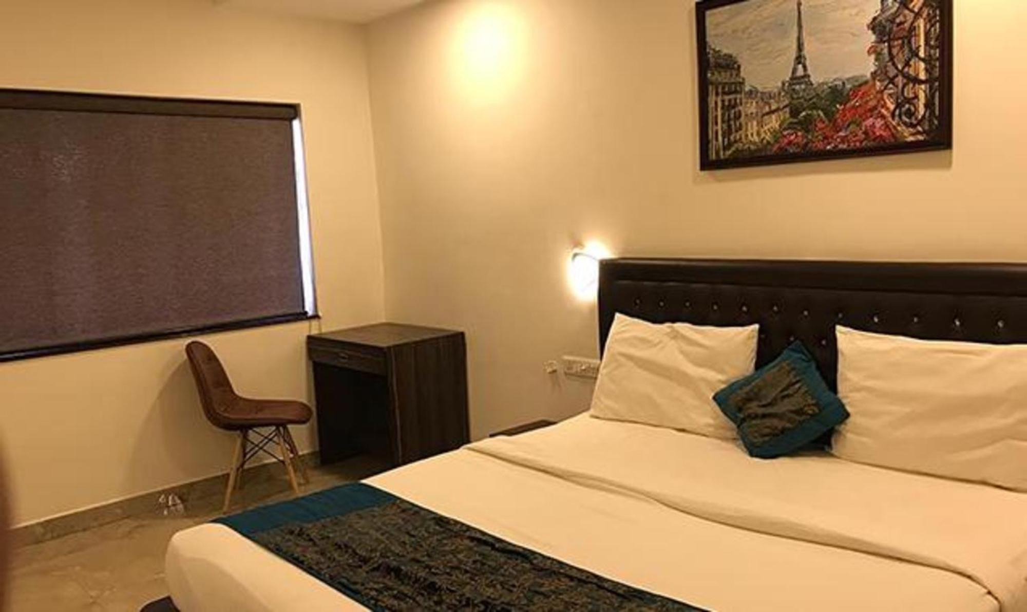 Fabhotel La Gracia Resort Morjim Esterno foto