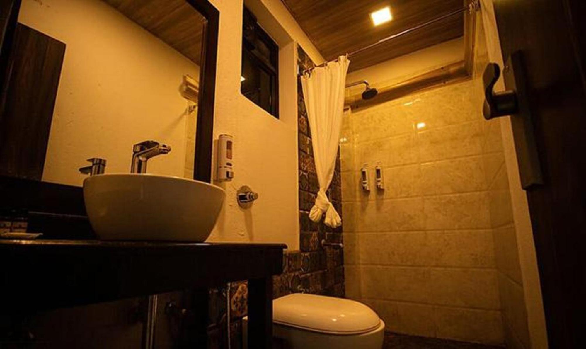 Fabhotel La Gracia Resort Morjim Esterno foto